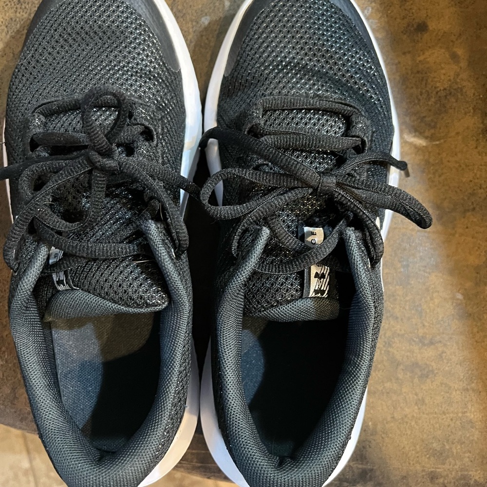 Under Armour Kids Black Sneakers